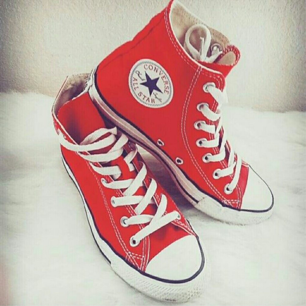 High top red Converse
